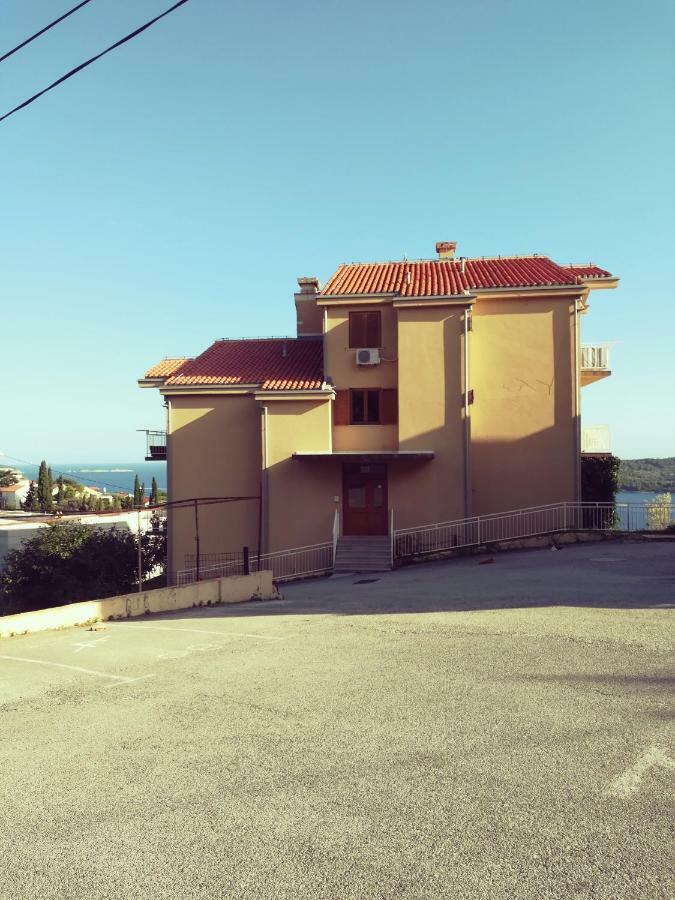Cozy Apartmant With A Sea View In Orasac Esterno foto